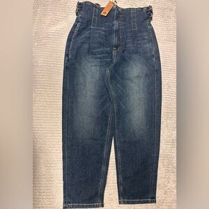 COLOVOS Jeans Buckle Pants Medium Fade Straight Barrel Leg Size 8 NWT A0334 B4